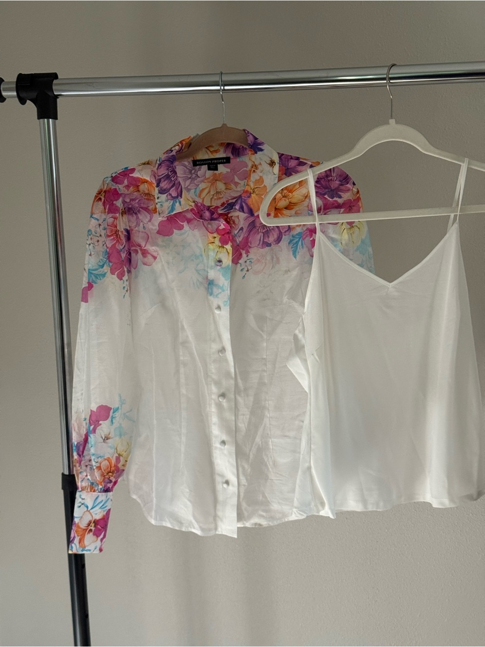 LIKE NEW Boston Proper Floral Sheer Button-Up Blouse & Camisole Set